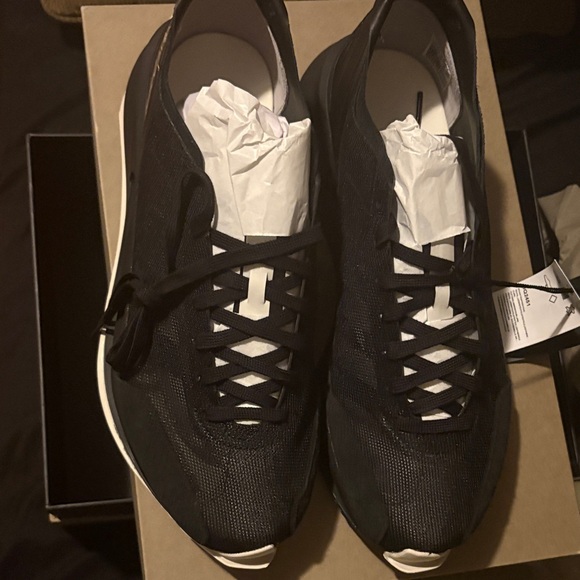 Y-3 Black and White Athletic Shoes - Picture 2 of 5